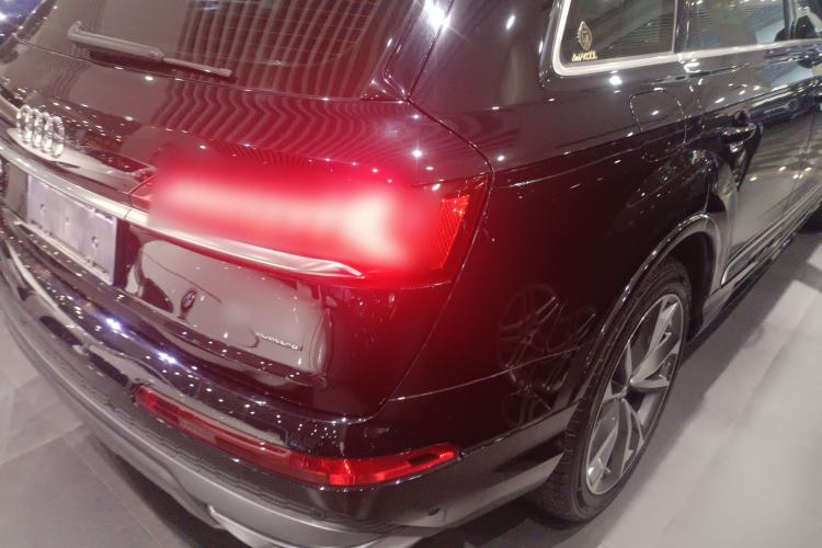 Used Audi Q7 2021 55 TFSI quattro S line Sport model