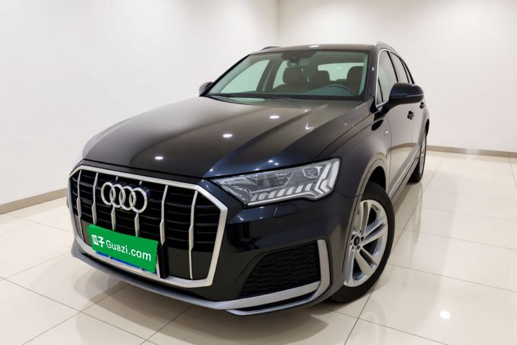 Used Audi Q7 2021 45 TFSI quattro S line Sport model