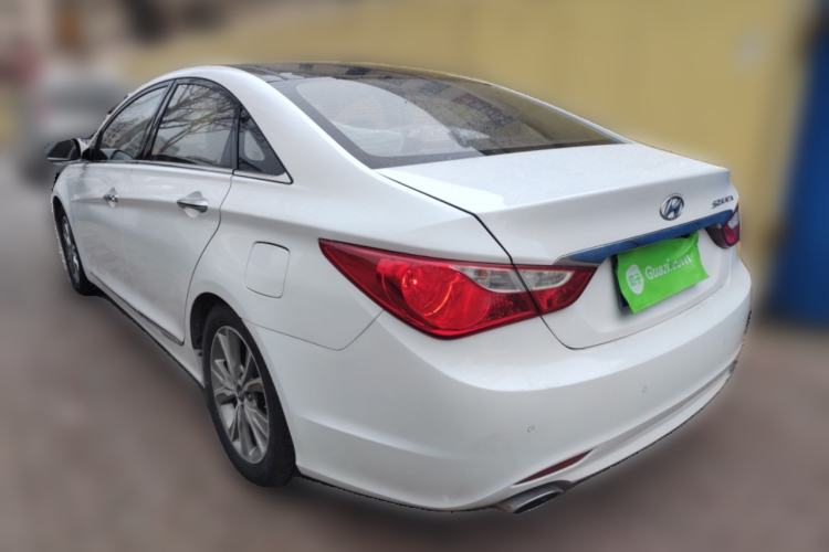 Used Hyundai Sonata 2014 2.4L Automatic Luxury Version China IV Standard
