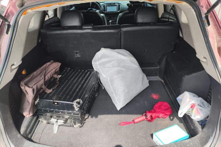 Used Venucia T70 2015 1.6L Manual Ruixing Edition Trunk