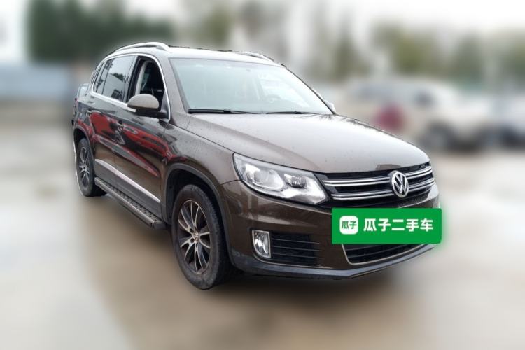 Used Volkswagen Tiguan 2013 1.8TSI Automatic Two-Wheel Drive Luxury Model Front Right 45 Deg