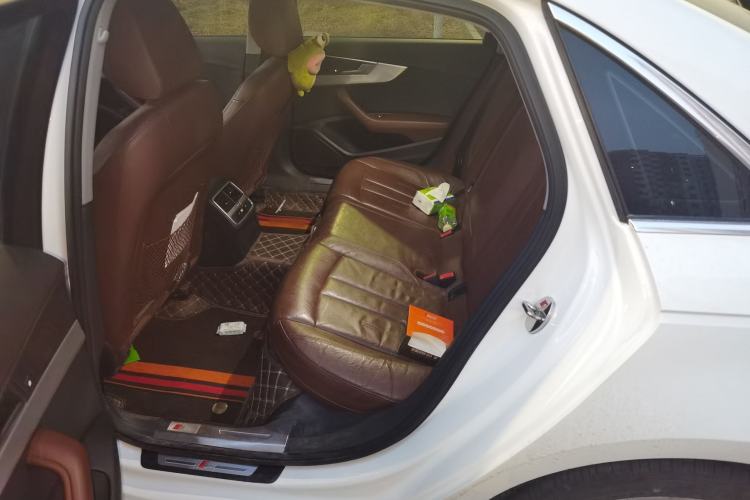 Used Audi A4L 2018 30th Anniversary Edition 40 TFSI Fashion Model
