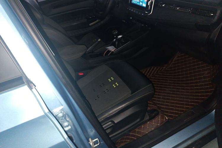 Used Baojun RM-5 2019 1.5T Manual Elite Version with 24-Hour Online Service 7 Seats
