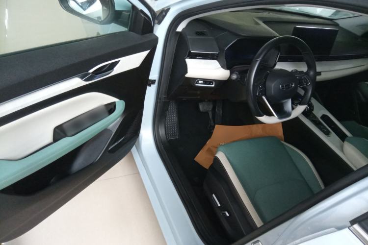 Used Geely Auto Emgrand L HiP 2022 1.5TD-DHT Pro 100KM Super Rui Driver Seat