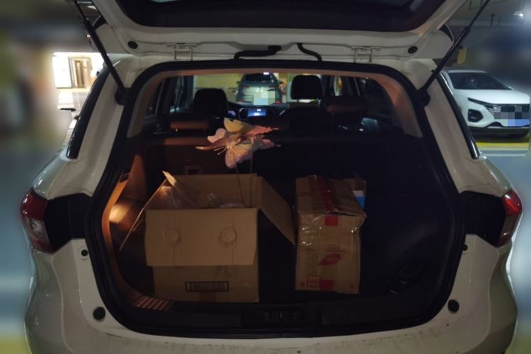 Used GAC Trumpchi GS4 2017 235T Automatic Two-Wheel Drive Luxury Smart Connectivity Version Trunk