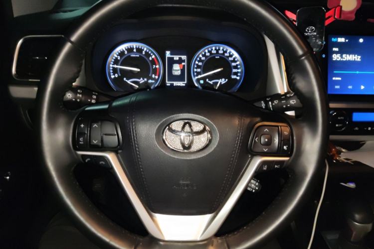 Used Toyota Highlander 2021 2.0T Four-Wheel Drive Luxury Edition 7 Seats