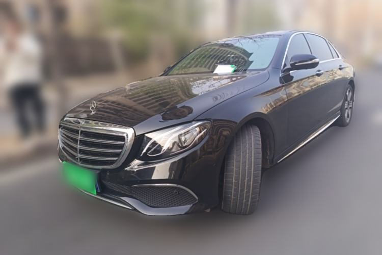 Used Mercedes-Benz E-Class 2016 E 300 L Sporty and Stylish Model