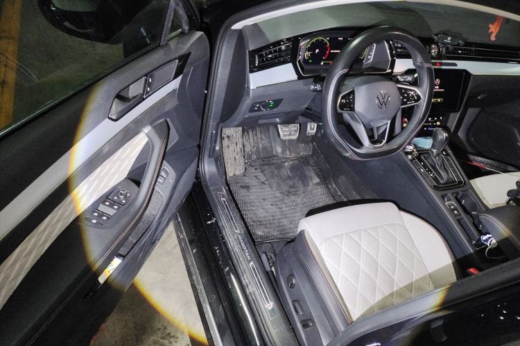 Used Volkswagen Magotan 2023 2 Million Units Commemorative Edition 330TSI DSG Luxury Version