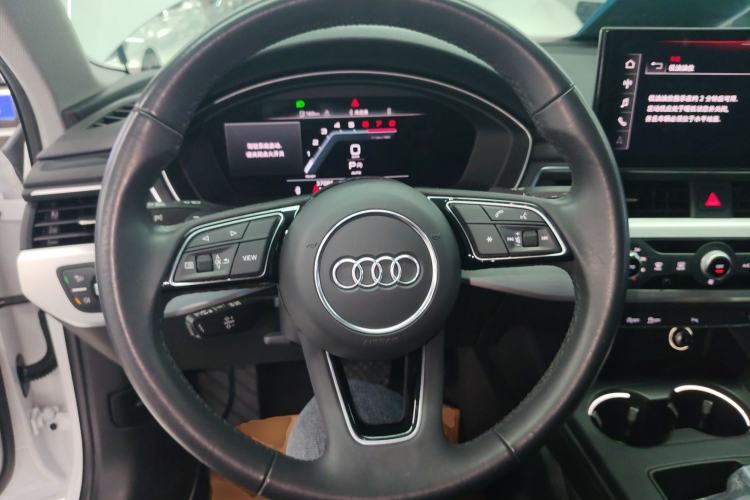 Used Audi A4L 2023 40 TFSI Fashion Dynamic Model
