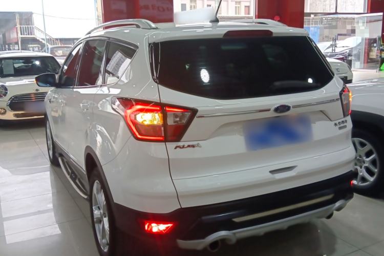 Used Ford Kuga 2018 EcoBoost 180 Two-Wheel-Drive Platinum Edition