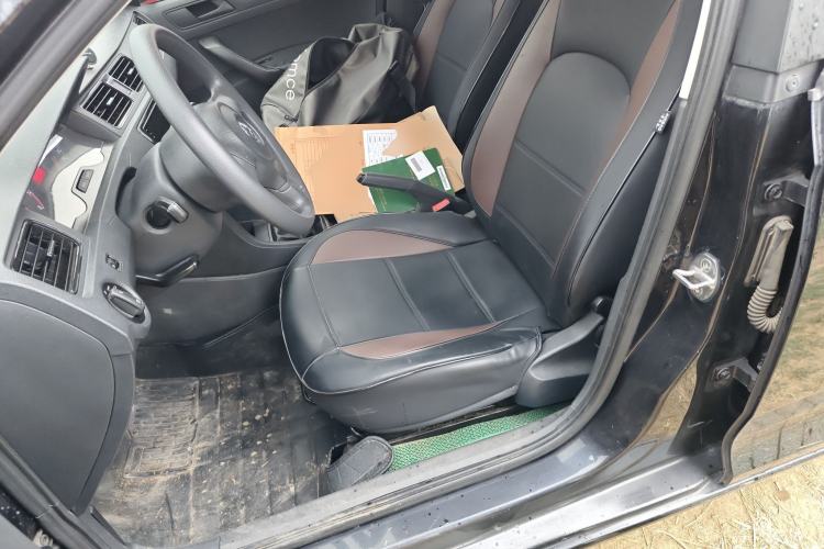 Used Volkswagen Santana 2015 1.6L Manual Fashion Edition