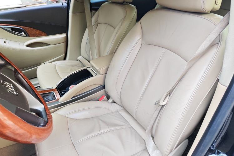 Used Buick LaCrosse 2012 2.4L SIDI Elegant Edition Left Front Seat