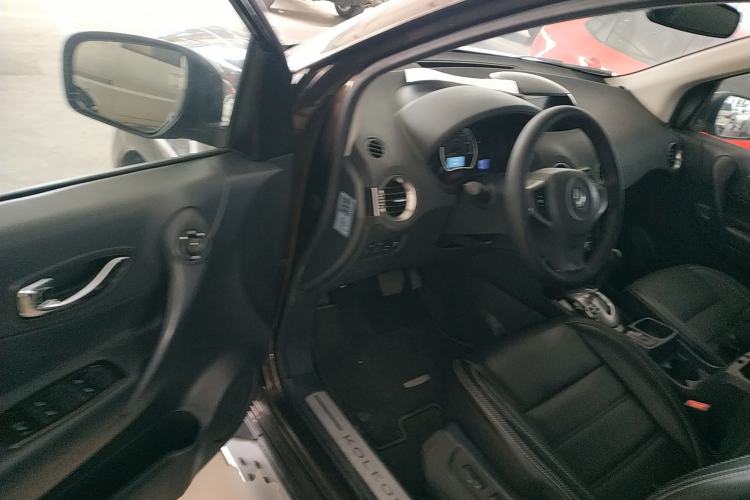 Used Renault Koleos 2015 2.5L Two-Wheel Drive Comfort Edition