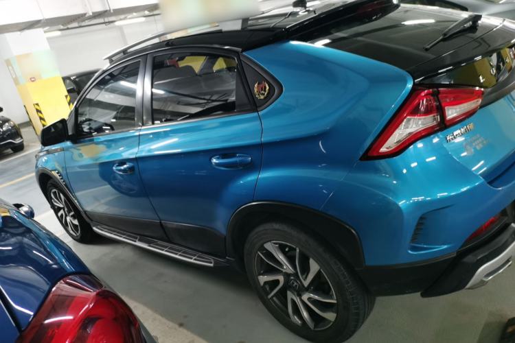 Used Luxgen U5 SUV 2017 1.6L CVT Prestige Edition
