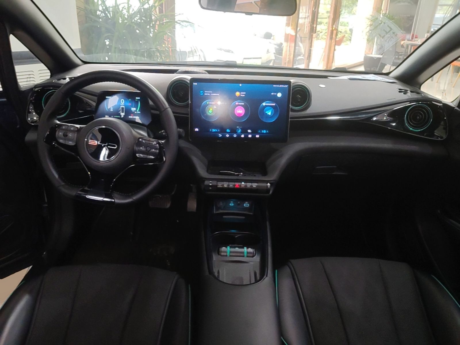BYD Dolphin 2024 Honor Edition 420km Fashion Version — снимка 12