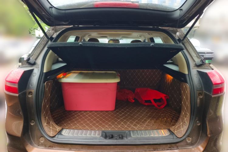 Used Geely Auto Emgrand X7 Sport 2016 1.8TD Automatic ZhiZun Version Trunk