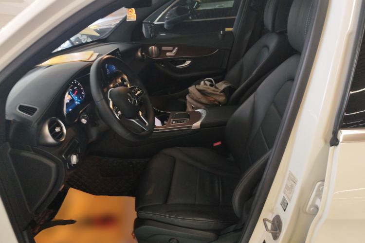 Used Mercedes-Benz GLC 2020 Facelift GLC 300 L 4MATIC Dynamic Edition
