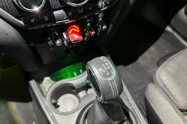 Used MINI Countryman 2017 1.5T COOPER ALL4 Traveler
