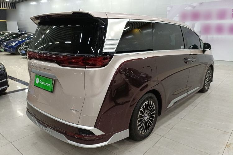 Used Denza D9 2024 DM-i 980 Four-Wheel Drive Prestige Model Rear Right 45 Deg