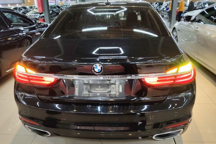 Used BMW 7 Series 2016 730Li Leading Model
