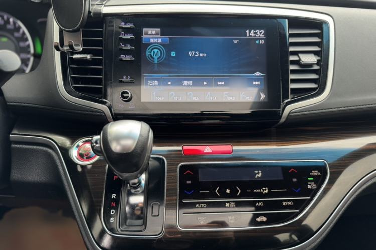 Used Honda Odyssey 2019 2.0L Rui·Smart Edition Interior 8