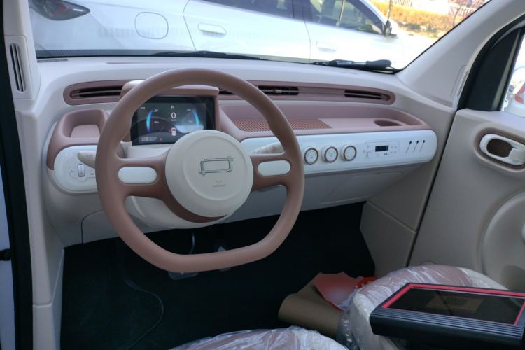 Used Bestune Pony 2026 222km Colorful Horse