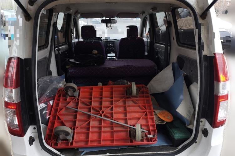 Used Wuling Hongguang 2014 1.5L Base Version Trunk