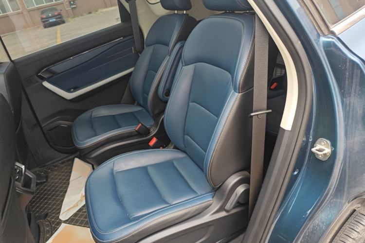 Used Livan 9 2023 470 km Founder Edition Left Rear Seat