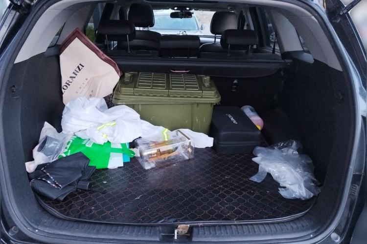 Used Kia Sorento 2016 Sorento L 2.4L Gasoline 4WD Custom Edition 5 Seats China V Emission Standard Trunk