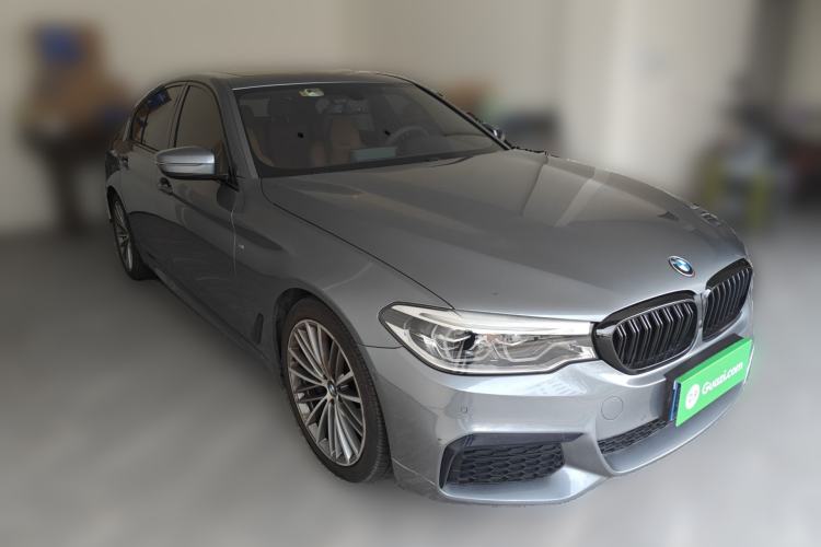 Used BMW 5 Series 2019 Facelifted 530i M Sport Package Front Right 45 Deg