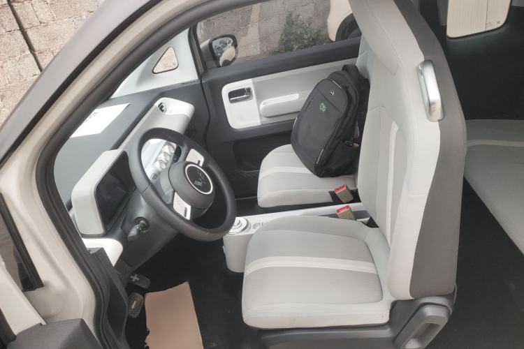 Used Wuling Air ev 2023 - Four Seats - Standard Edition