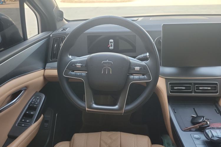 Used BYD Song L DM-i 2024 112 km Beyond Edition Steering Wheel