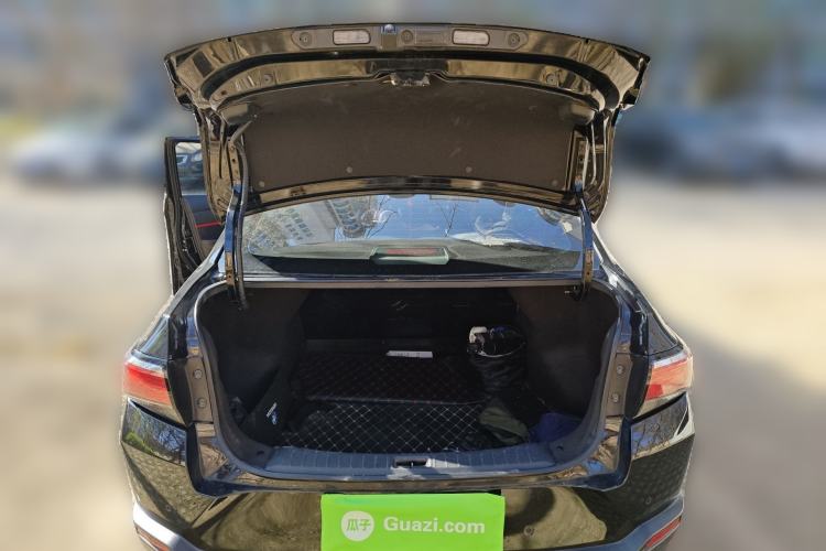 Used Venucia D60 2019 1.6L XL Manual SmartConnect Elite Edition
