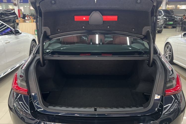 Used BMW i3 2025 eDrive 40 L Midnight Sports Package