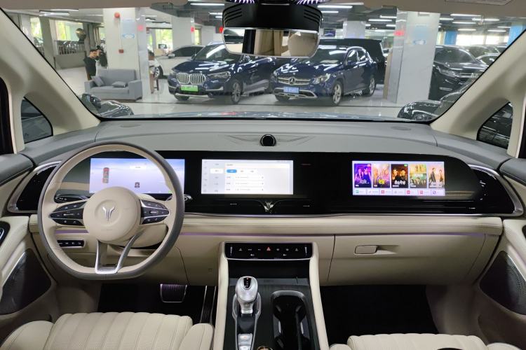 Used VOYAH Dream 2022 Low-Carbon Edition Dream+ Smart Enjoyment Package
