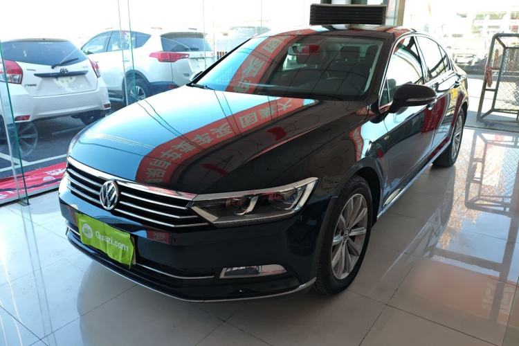 Used Volkswagen Magotan 2019 330TSI DSG Leading Model China VI Standard