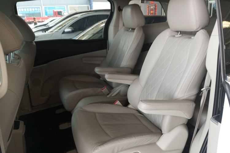 Used Buick GL8 2023 Land Executive Class Smart Enjoyment Model
