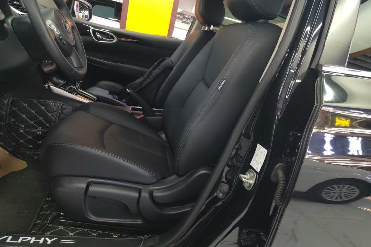 Used Nissan Sylphy 2019 1.6XV CVT Smart Connect Luxury Edition China VI Standard Left Front Seat