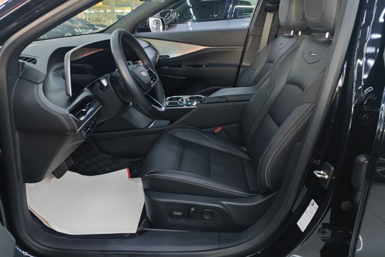 Used Cadillac GT4 2023 25T Luxury Model Left Front Seat