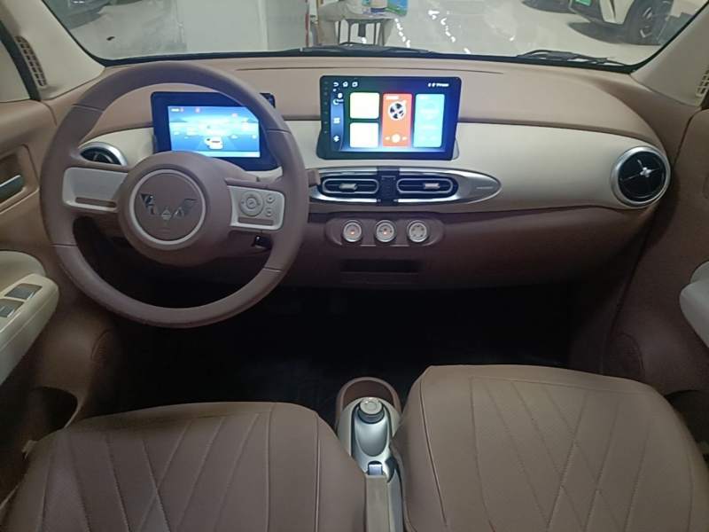 Used Wuling Hongguang MINIEV 2025 Four-Door Version Advanced Edition — 9