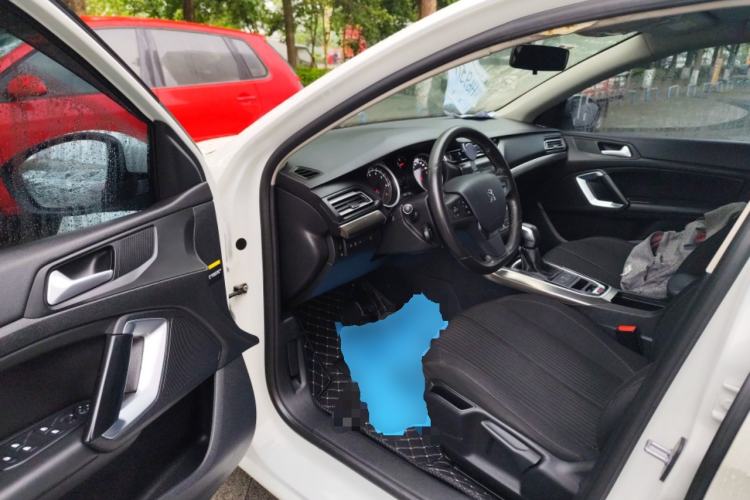 Used Peugeot 408 2014 1.8L Automatic Luxury Edition Driver Seat