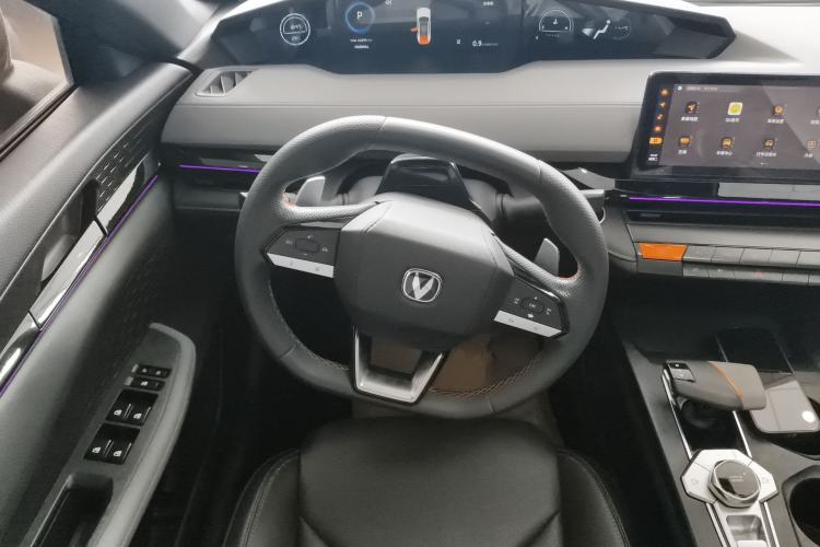 Used CHANGAN UNI-V 2022 1.5T Prestige Version Steering Wheel