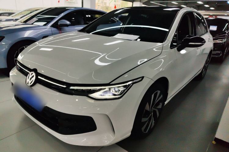 Used Volkswagen Golf 2025 Facelifted 300TSI Pro