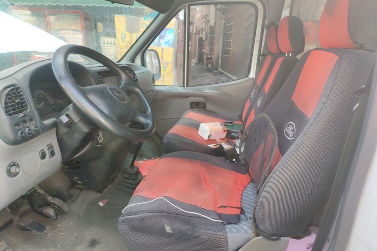 Used Ford Classic Transit 2015 2.8T Diesel Van Short Wheelbase 3-Seater Mid-Roof Short Body – JX493ZLQ4