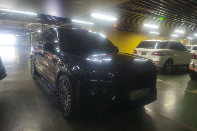 Used Zeekr 9X 2025 Ultra Edition Front Right 45 Deg