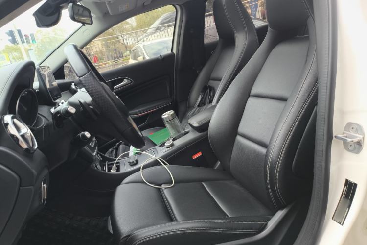 Used Mercedes-Benz GLA 2018 GLA 200 Fashion Model Left Front Seat