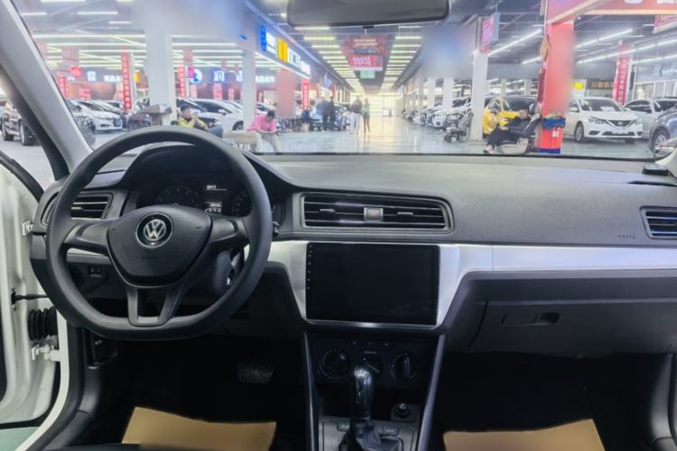 Used Volkswagen Lavida 2019 Lavida Start 1.5L Automatic Trendy Version China VI Standard Interior 4