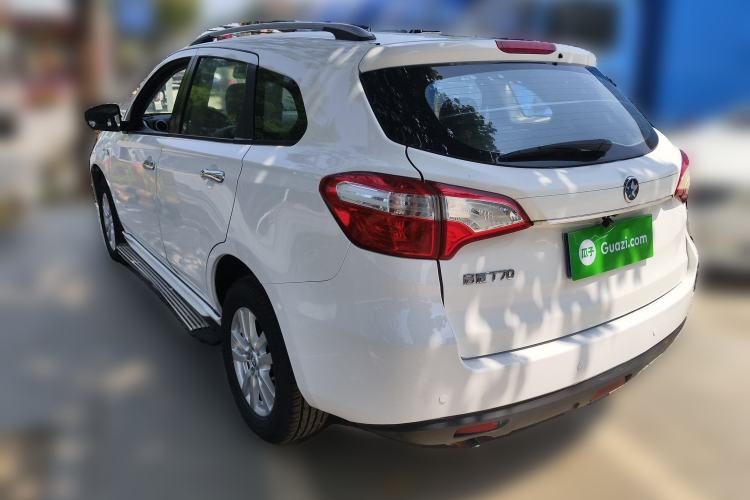 Used Venucia T70 2015 2.0L CVT Smart Edition Rear Left 45 Deg