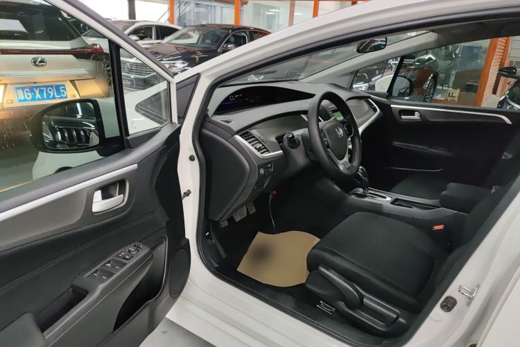 Used Honda Jade 2017 1.8L Automatic Classic Edition 5 seats
