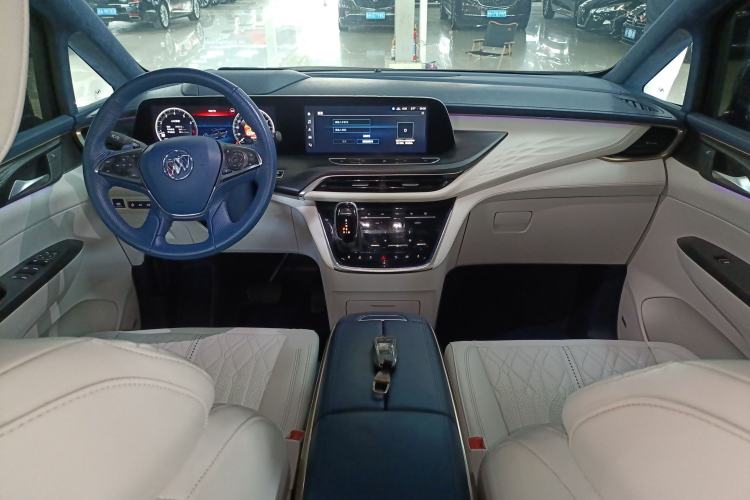 Used Buick GL8 2022 Avenir Avia Four-Seat Prestige Edition Center Console